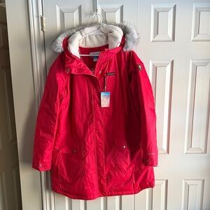 Women's Vibrant Red Ski Jacket with Faux Fur Hood
